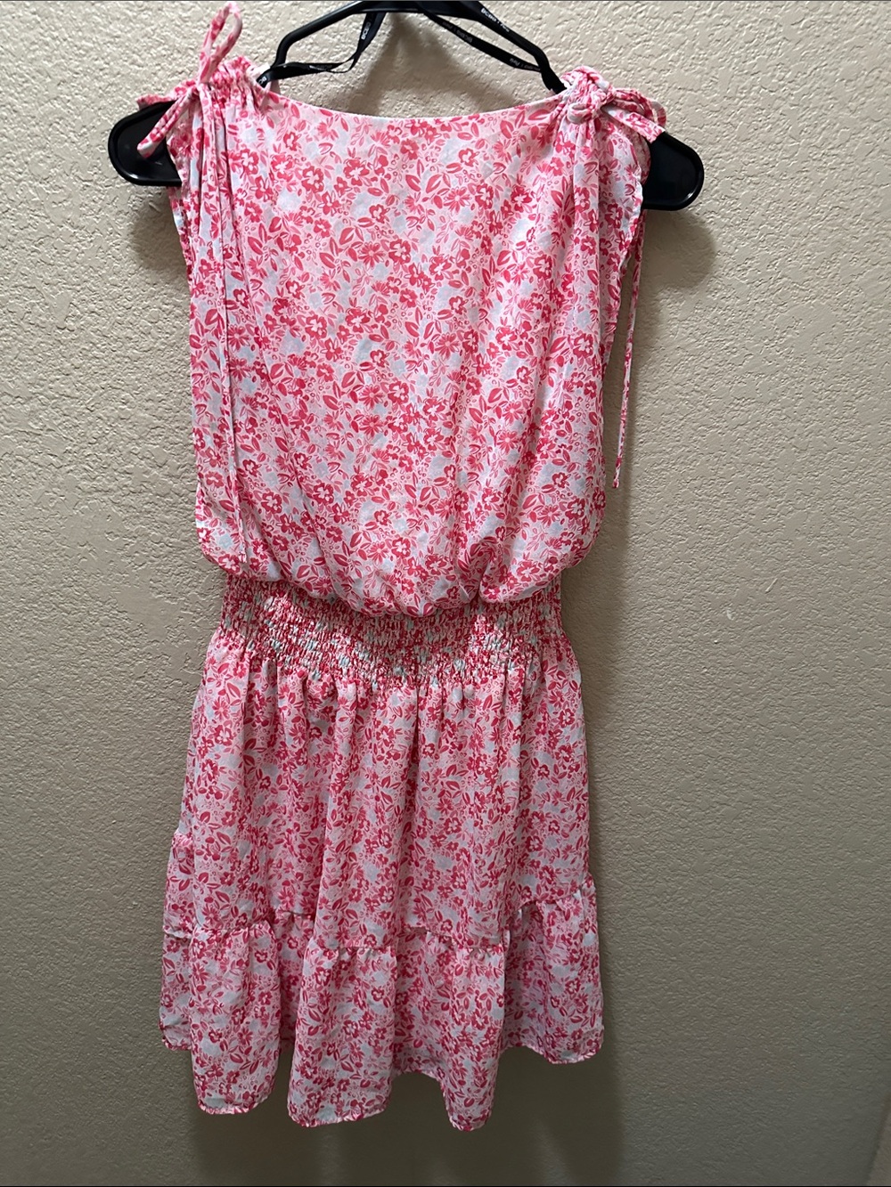 BCBGMaxAzria Pink Floral V-Neck Smocked Waist Mini Dress - Picture 3 of 6
